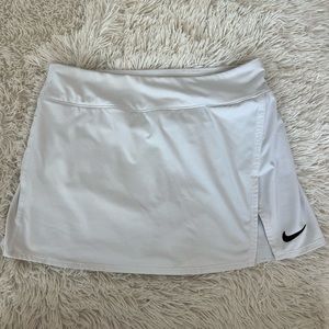 Nike Women’s Tennis Skirt